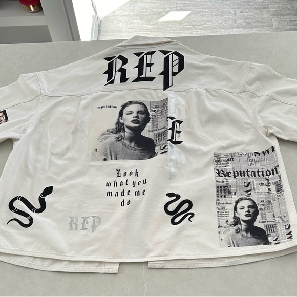 Custom made Taylor Swift Reputation denim jacket XL - Picture 4 of 13